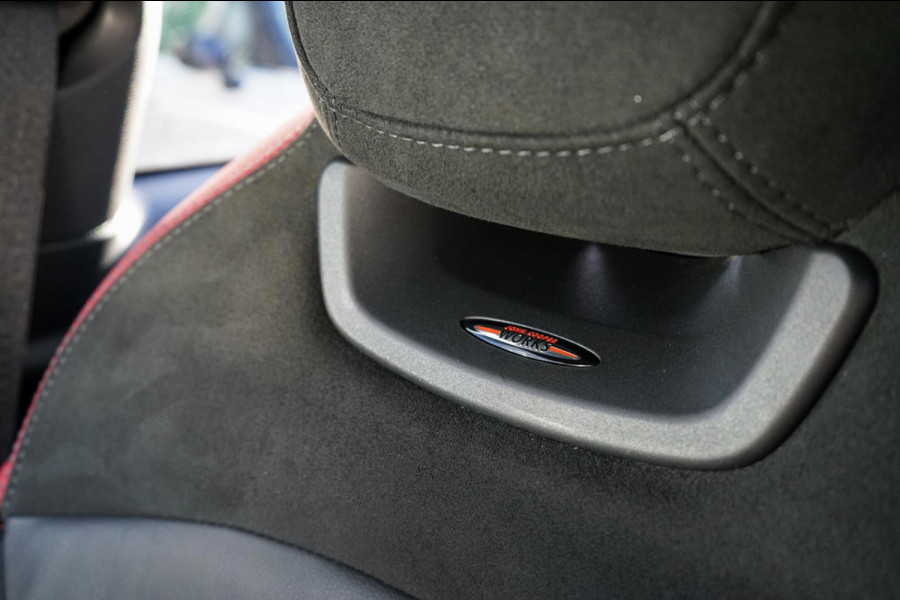 MINI Cooper S 2.0 | Chili Serious Business | JCW Optiek | Harman/Kardon | Kuipstoelen | Camera | Keyless Entry