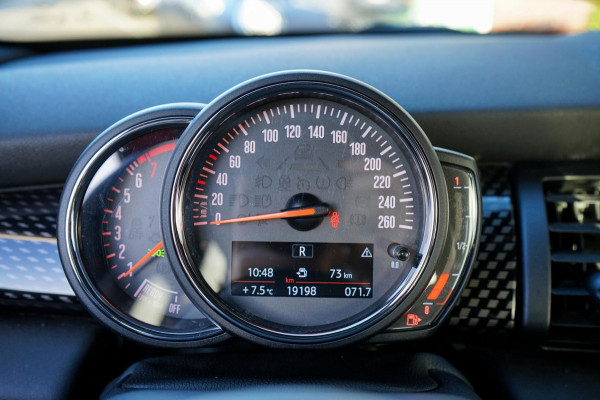 MINI Cooper S 2.0 | Chili Serious Business | JCW Optiek | Harman/Kardon | Kuipstoelen | Camera | Keyless Entry