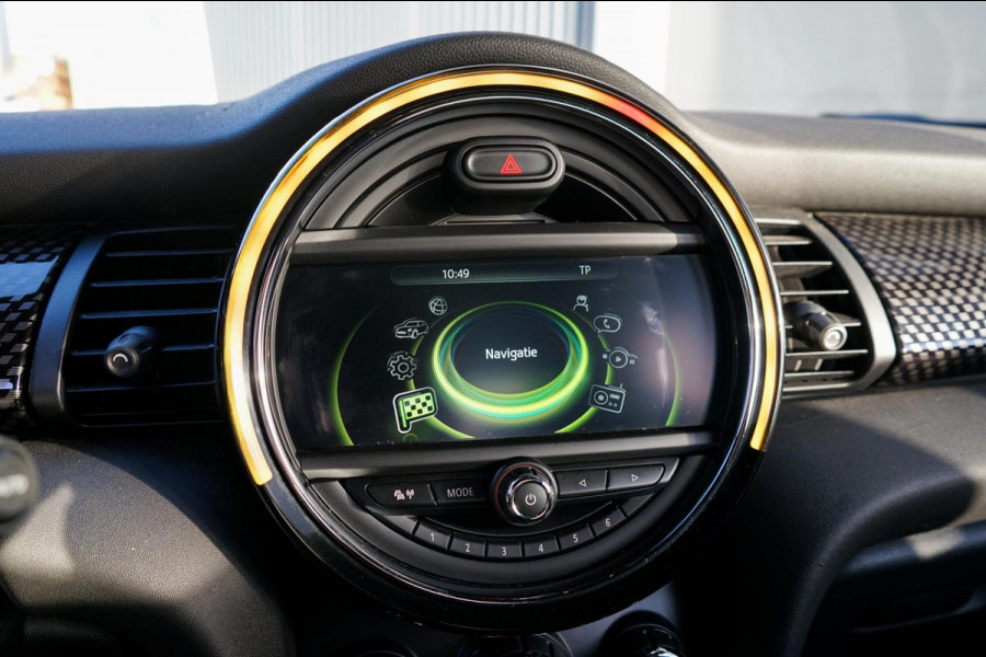 MINI Cooper S 2.0 | Chili Serious Business | JCW Optiek | Harman/Kardon | Kuipstoelen | Camera | Keyless Entry