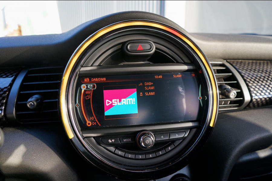 MINI Cooper S 2.0 | Chili Serious Business | JCW Optiek | Harman/Kardon | Kuipstoelen | Camera | Keyless Entry
