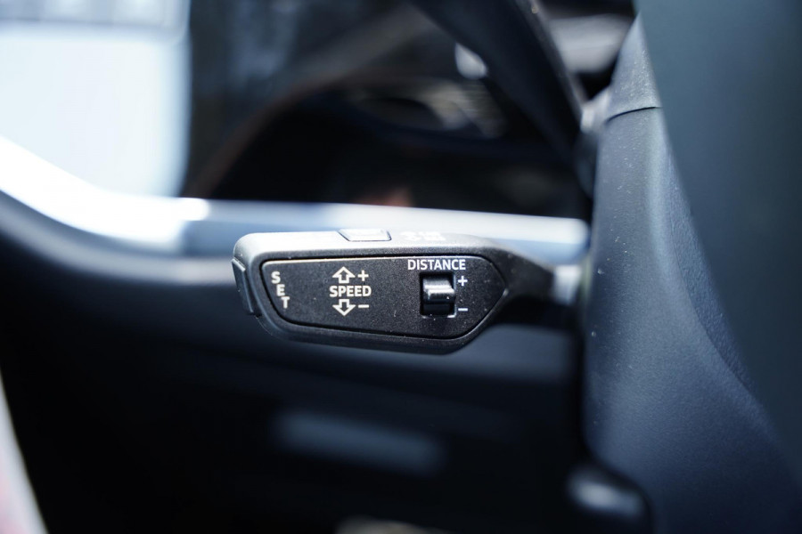 Audi RSQ3 2.5 TFSI RS Panoramadak SONOS RS-Seats