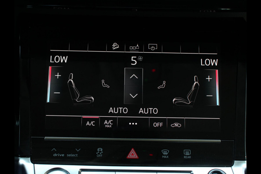 Audi e-tron e-tron 50 quattro Launch edition Navigatie Climate Control Parkeer Sensoren Lichtmetalen velgen
