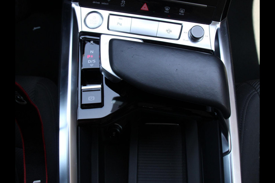 Audi e-tron e-tron 50 quattro Launch edition Navigatie Climate Control Parkeer Sensoren Lichtmetalen velgen