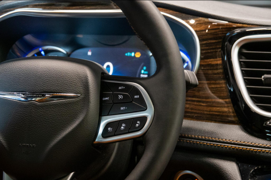 Chrysler Pacifica 3.6 V6 Hybrid *Panorama / Harman-Kardon / Surround-view / Memory / 7-zitter*