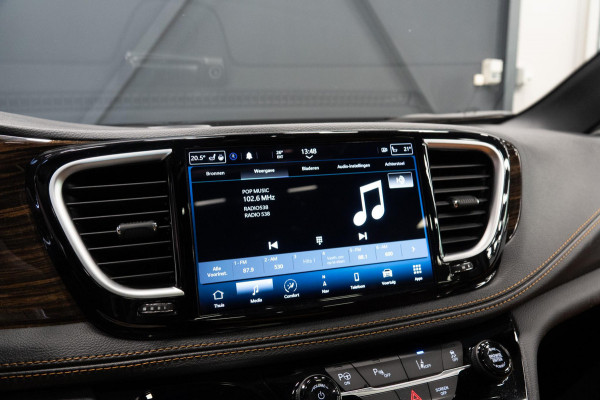 Chrysler Pacifica 3.6 V6 Hybrid *Panorama / Harman-Kardon / Surround-view / Memory / 7-zitter*
