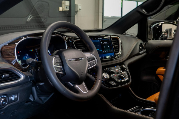 Chrysler Pacifica 3.6 V6 Hybrid *Panorama / Harman-Kardon / Surround-view / Memory / 7-zitter*