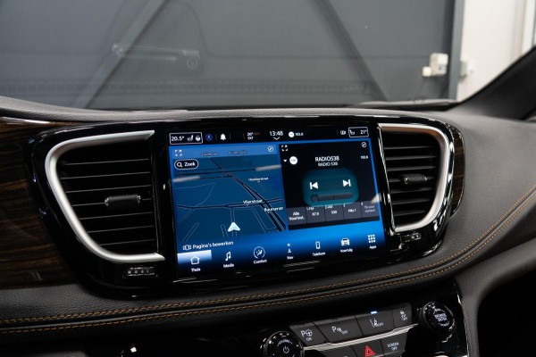 Chrysler Pacifica 3.6 V6 Hybrid *Panorama / Harman-Kardon / Surround-view / Memory / 7-zitter*