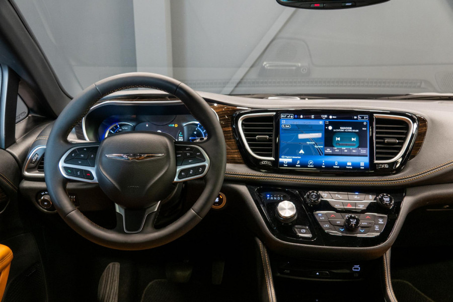 Chrysler Pacifica 3.6 V6 Hybrid *Panorama / Harman-Kardon / Surround-view / Memory / 7-zitter*