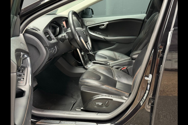 Volvo V40 V40 Cross Country T3 152pkSummum panorama leer camera