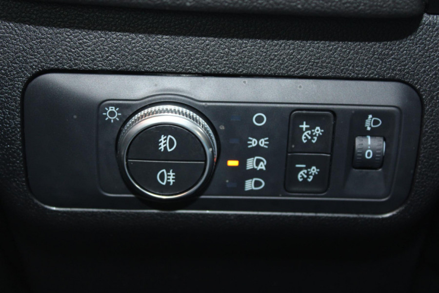 Ford Kuga 2.5 FHEV Titanium | Navigatie | Camera | Cruise Control | Lichtmetalen velgen