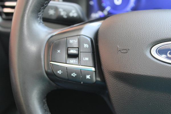 Ford Kuga 2.5 FHEV Titanium | Navigatie | Camera | Cruise Control | Lichtmetalen velgen