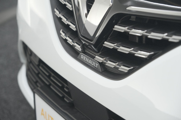 Renault Clio TCe 90 Techno | Camera | 9.3 Inch Scherm | Apple Carplay | Parkeersensoren