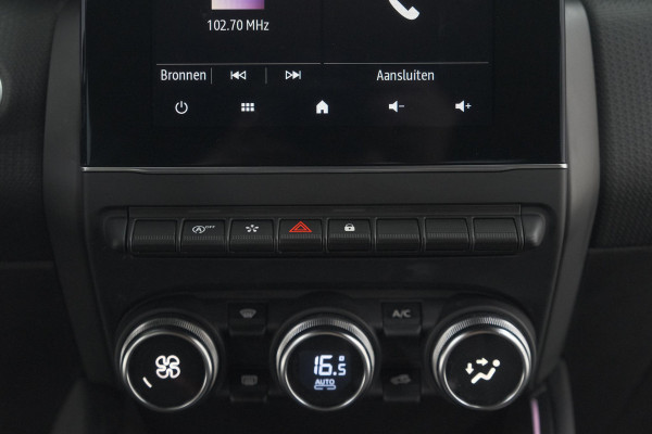 Renault Clio TCe 90 Techno | Camera | 9.3 Inch Scherm | Apple Carplay | Parkeersensoren
