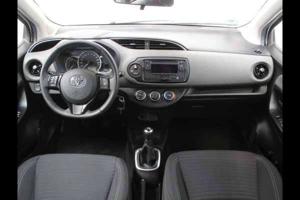 Toyota Yaris 1.0 VVT-i Comfort AIRCO | CV | ELRM | STB | ISOFIX