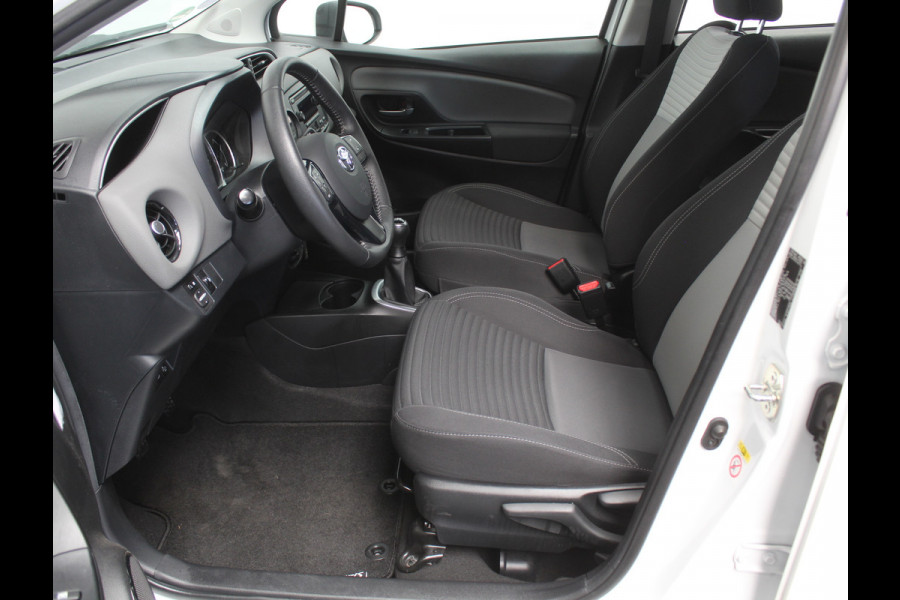 Toyota Yaris 1.0 VVT-i Comfort AIRCO | CV | ELRM | STB | ISOFIX