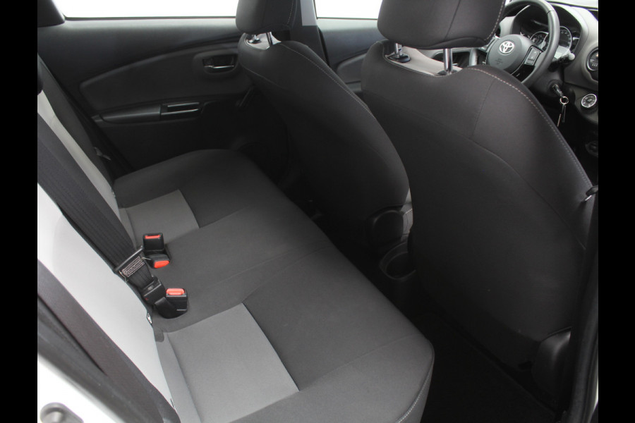 Toyota Yaris 1.0 VVT-i Comfort AIRCO | CV | ELRM | STB | ISOFIX