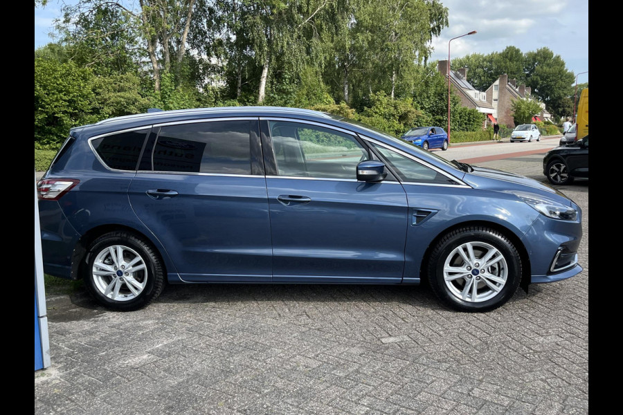 Ford S-Max 2.5 FHEV Titanium 190pk | 7 Persoons | Winterpack | Adaptieve Cruise | Full LED | Elek. Achterklep | Achteruitrijcamera | SONY SYNC 3 Navigatie