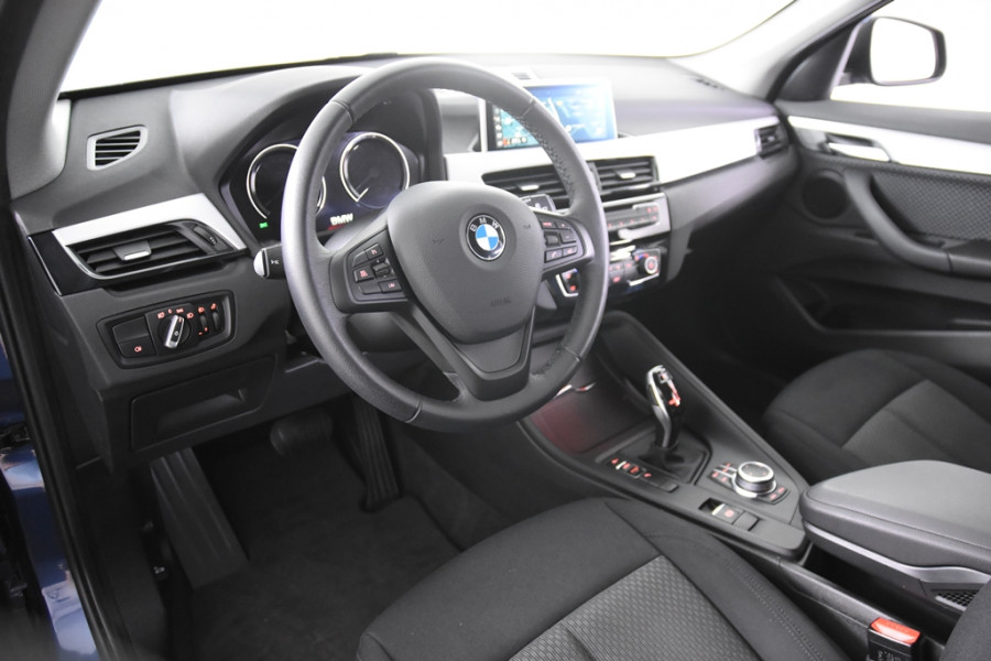 BMW X1 sDrive18i *1ste Eigenaar*Navigatie*Trekhaak*Carplay*
