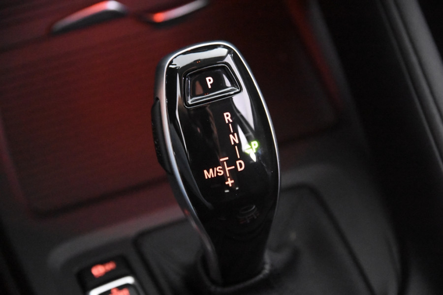 BMW X1 sDrive18i *1ste Eigenaar*Navigatie*Trekhaak*Carplay*