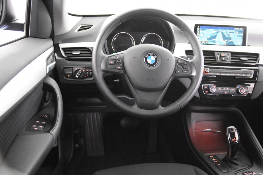 BMW X1 sDrive18i *1ste Eigenaar*Navigatie*Trekhaak*Carplay*