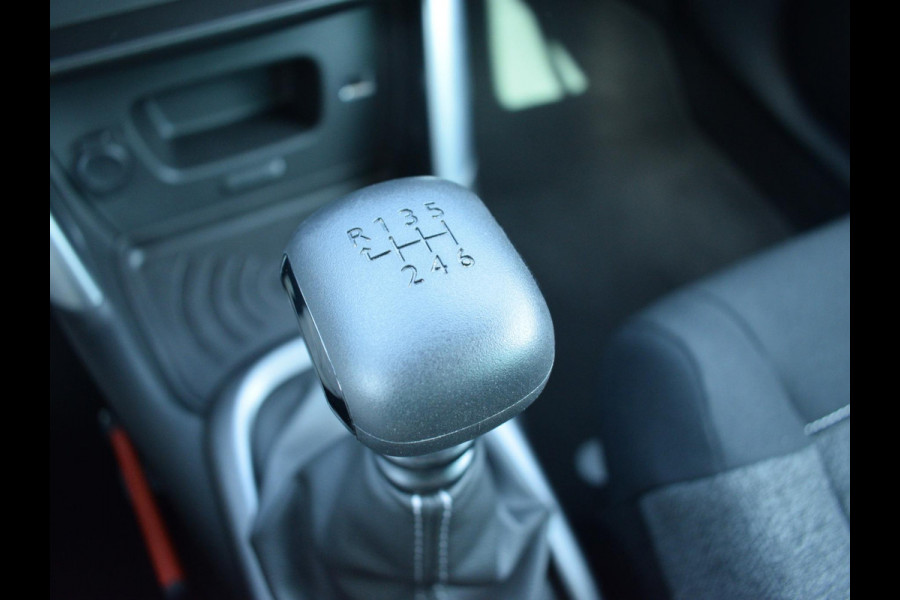Citroën C3 Aircross 1.2 PureTech S&S C-Series | E.C.C. | NAVIGATIE | PERKEERSENSOREN | CRUISECONTROL | L.M.V. | 55.595 KM