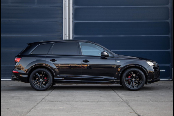 Audi Q7 SQ7 S-Line Grijs kenteken 3X S-LINE / 360 CAMERA / ADAPTIVE CRUISE CONTROLE / BLACK LINE