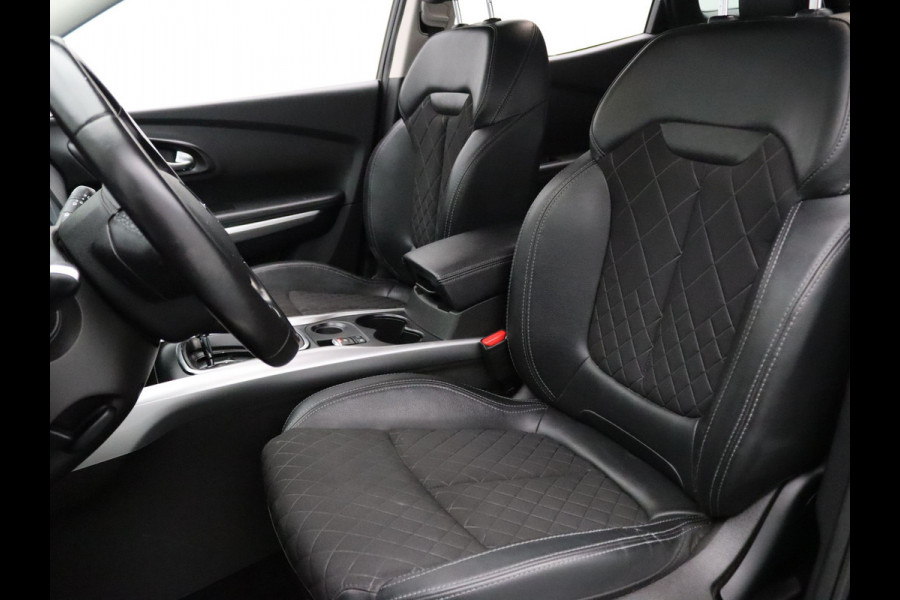 Renault Kadjar 140pk TCe Intens Camera | Cruise | Navi | Parkeersens. v+a | Trekhaak