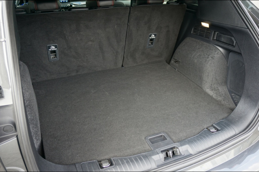 Ford Kuga PHEV ST-Line X AUTOMAAT B&O AUDIO | WEGKLAP. TREKHAAK | DODEHOEK VERKOCHT