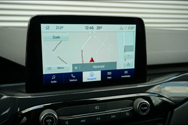 Ford Kuga PHEV ST-Line X AUTOMAAT B&O AUDIO | WEGKLAP. TREKHAAK | DODEHOEK VERKOCHT