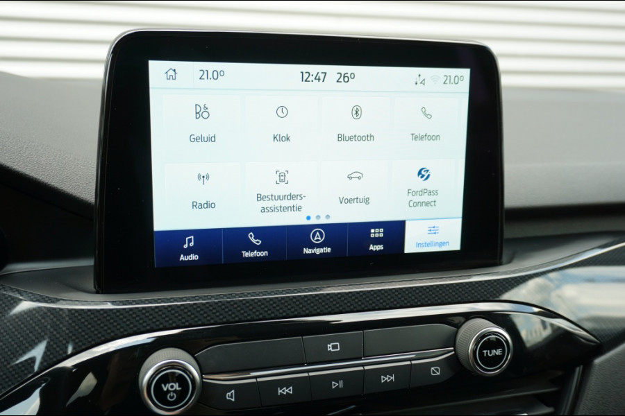 Ford Kuga PHEV ST-Line X AUTOMAAT B&O AUDIO | WEGKLAP. TREKHAAK | DODEHOEK VERKOCHT