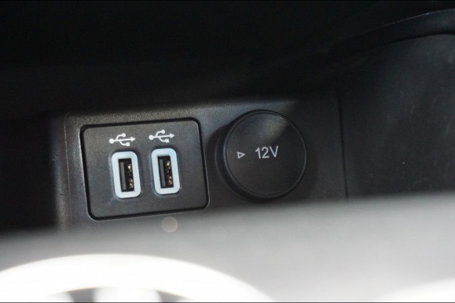 Ford Kuga PHEV ST-Line X AUTOMAAT B&O AUDIO | WEGKLAP. TREKHAAK | DODEHOEK VERKOCHT