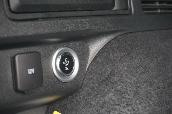 Ford Kuga PHEV ST-Line X AUTOMAAT B&O AUDIO | WEGKLAP. TREKHAAK | DODEHOEK VERKOCHT