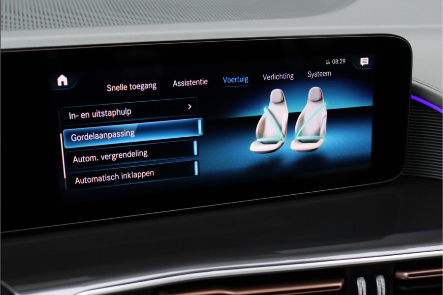 Mercedes-Benz EQC 400 4MATIC AMG Line 80 kWh | ex BTW €40.500,- | Schuifdak | Distronic+ | Memory | Leder | Trekhaak | Keyless Go | Advanced Sound System | Rijassistentiepakket | Diefstalbeveiligingspakket |