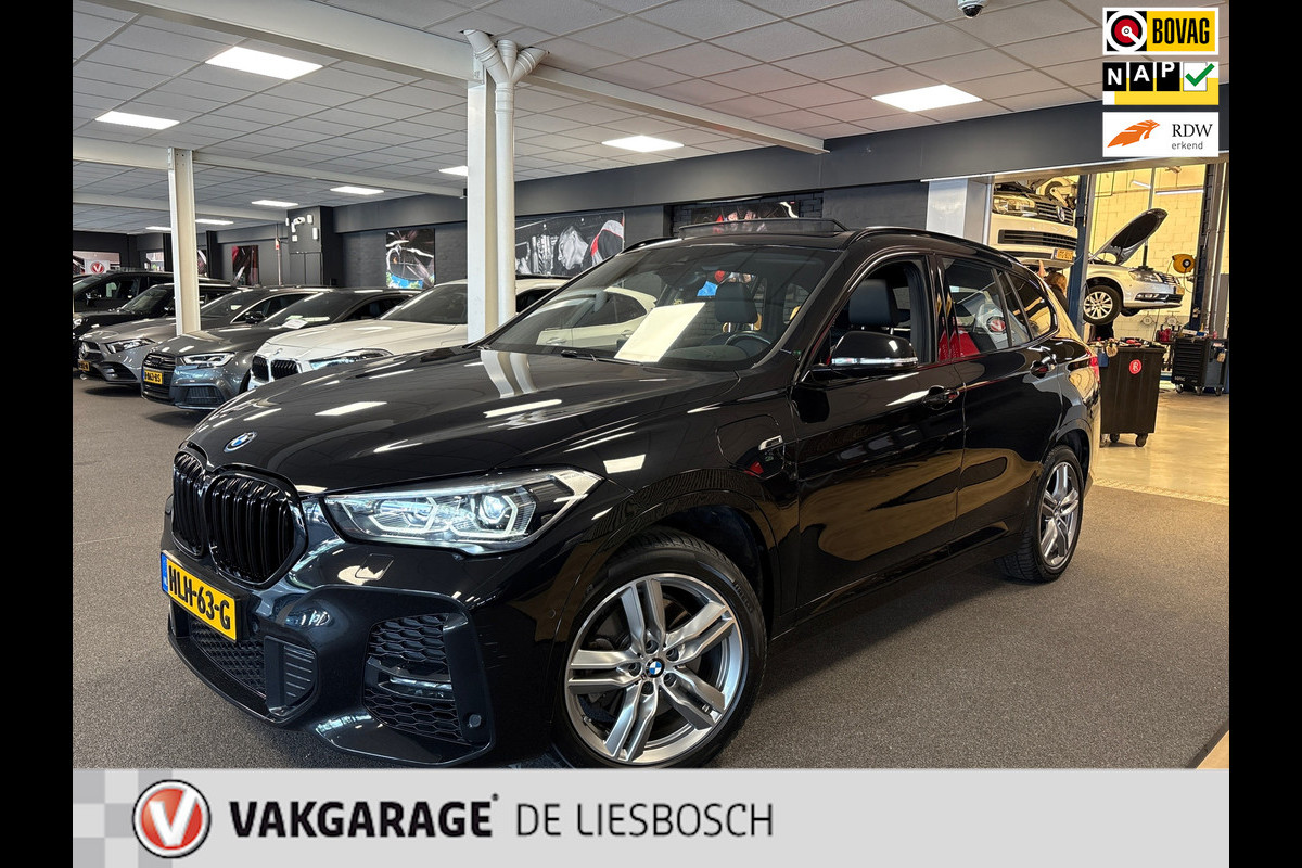 BMW X1 XDrive25e eDrive Edition/ M-sport/ leer/navi/ camera/head up/boeken/trekhaak BMW X1 XDrive25e eDrive Edition/ M-sport/ leer/navi/ camera/head up/boeken/trekhaak