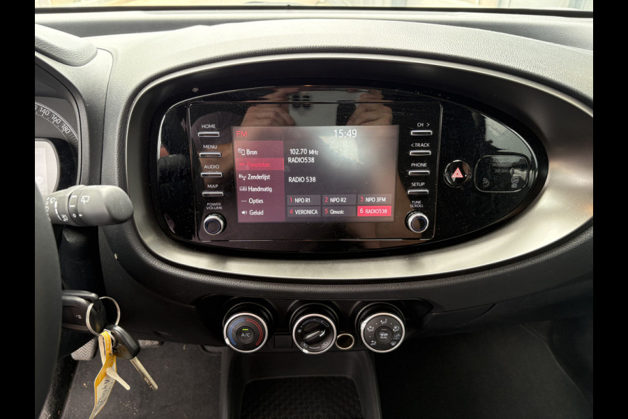 Toyota Aygo X 1.0 VVT-i 73pk Play 5-drs. CAMERA/ADAPT.CRUISE/CARPLAY/AIRCO
