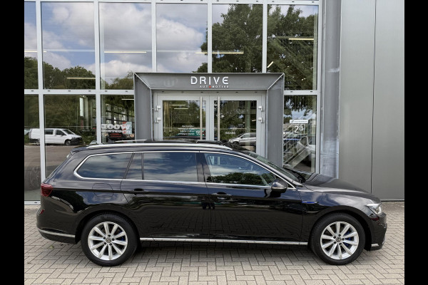 Volkswagen Passat 1.4 TSI PHEV GTE SOH96%|Pano|Trekhaak|360Cam|DCC|Leer/Alc|Matrix|Ad.cruise