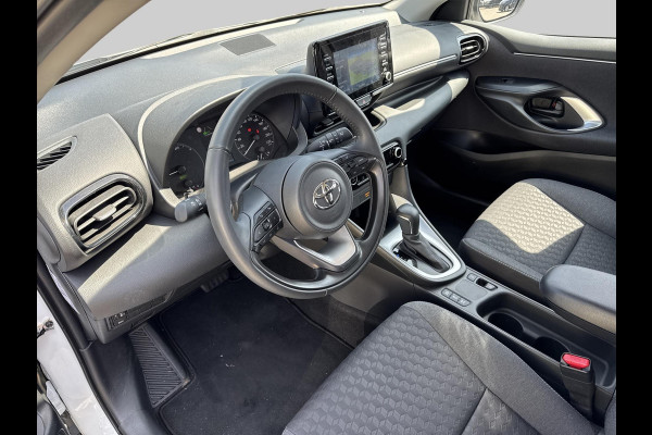 Toyota Yaris 1.5 Hybrid Active  | navigatie | Apple Carplay/Android Auto | adaptive cruise control | climate control | achteruitrijcamera | NL auto