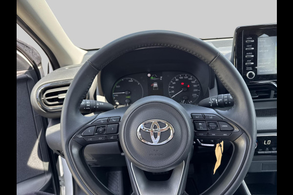 Toyota Yaris 1.5 Hybrid Active  | navigatie | Apple Carplay/Android Auto | adaptive cruise control | climate control | achteruitrijcamera | NL auto