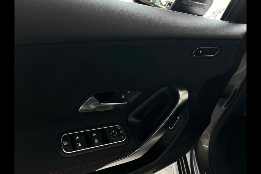 Mercedes-Benz A-Klasse 200 Business Solution AMG NL-AUTO | PANO | AMG PAKKET