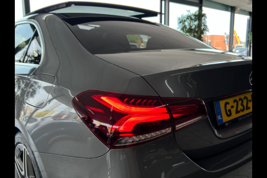 Mercedes-Benz A-Klasse 200 Business Solution AMG NL-AUTO | PANO | AMG PAKKET