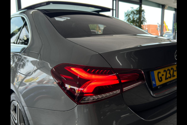 Mercedes-Benz A-Klasse 200 Business Solution AMG NL-AUTO | PANO | AMG PAKKET