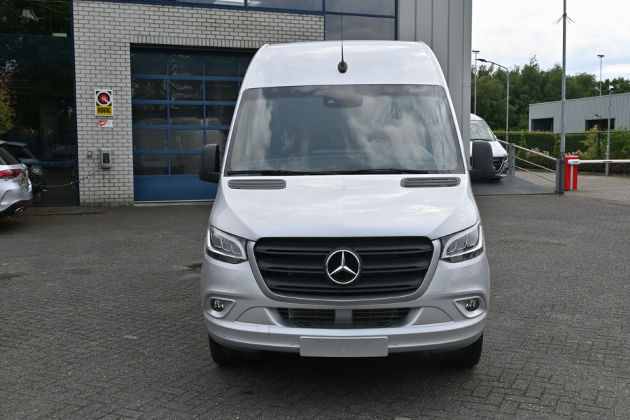 Mercedes-Benz Sprinter 319 CDI L3H2 Vele opties 3500 kg Trekhaak, MBUX 10.25, Distronic, LED