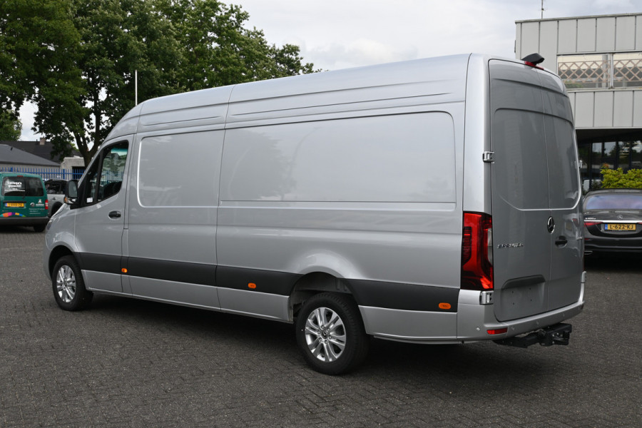 Mercedes-Benz Sprinter 319 CDI L3H2 Vele opties 3500 kg Trekhaak, MBUX 10.25, Distronic, LED