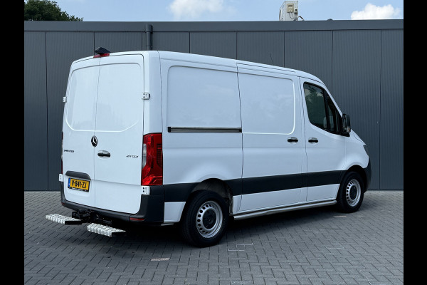 Mercedes-Benz Sprinter 211 CDI / AUTOMAAT / L1H1 / TREKHAAK / INRICHTING / CAMERA / AIRCO / 1e EIG.