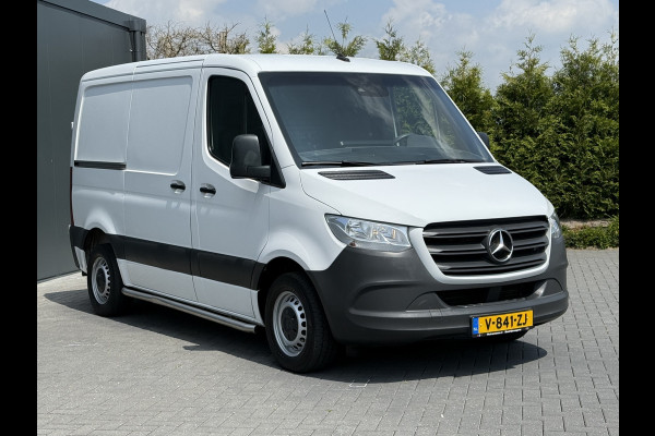 Mercedes-Benz Sprinter 211 CDI / AUTOMAAT / L1H1 / TREKHAAK / INRICHTING / CAMERA / AIRCO / 1e EIG.