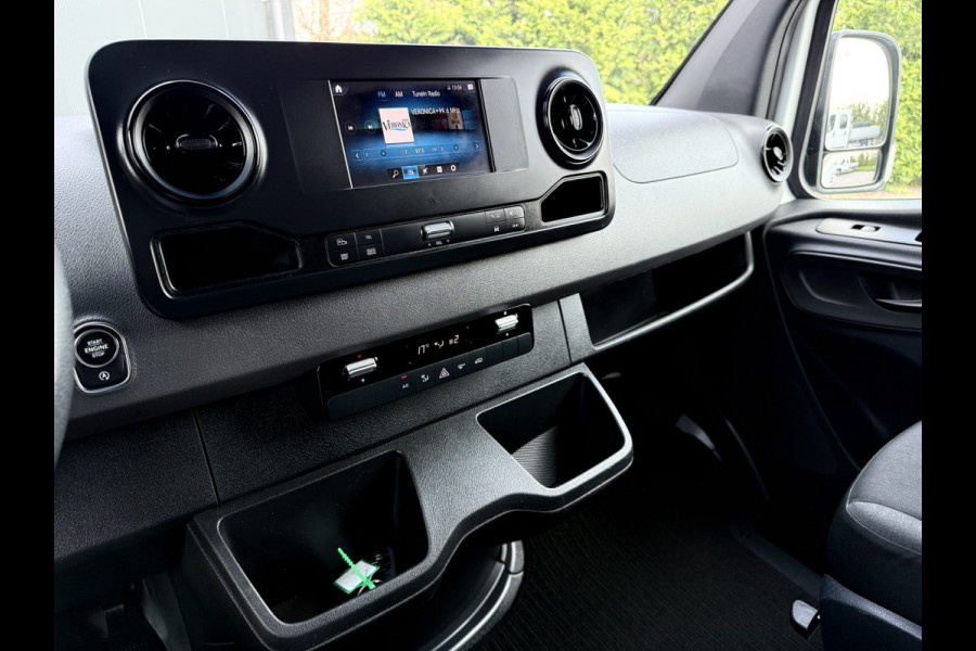 Mercedes-Benz Sprinter 211 CDI / AUTOMAAT / L1H1 / TREKHAAK / INRICHTING / CAMERA / AIRCO / 1e EIG.