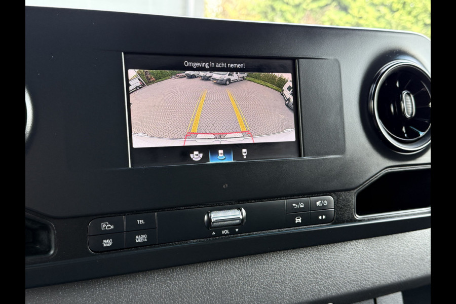 Mercedes-Benz Sprinter 211 CDI / AUTOMAAT / L1H1 / TREKHAAK / INRICHTING / CAMERA / AIRCO / 1e EIG.