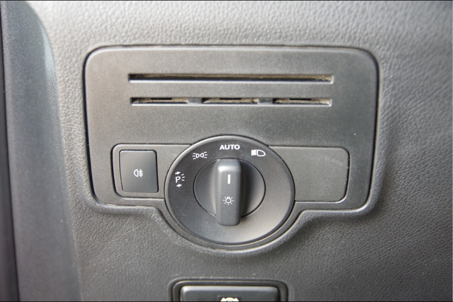 Mercedes-Benz Vito L2 150PK 3-ZITS, LED, TREKHAAK, CAMERA, ALCANTARA HEMEL, CRUISE, AIRCO, DIAMONT GRILLE, 20'' LM WIELEN