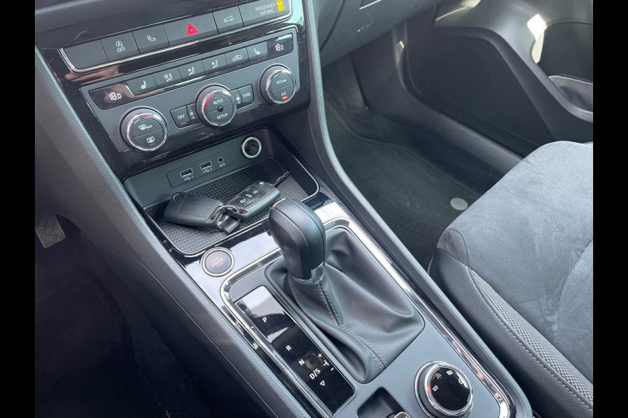 Seat Ateca 1.4 EcoTSI Xcellence / Camera / Navigatie