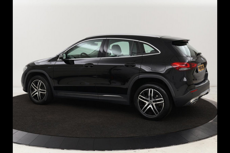 Mercedes-Benz GLA 250e Style | Stoelverwarming | Camera | Cruise control | Carplay | Widescreen | LMV 18 inch | Half leder | DAB+